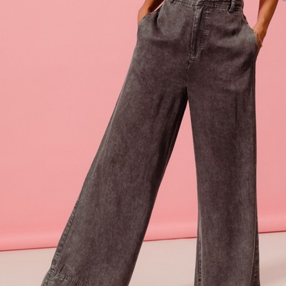 Lightweight wide leg jeans